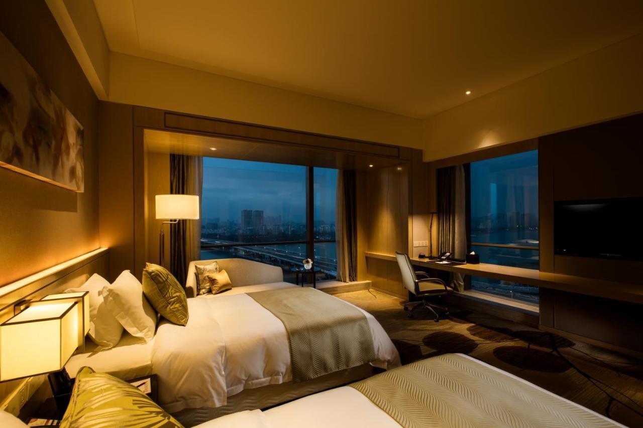 Crowne Plaza Fuzhou Riverside, An Ihg Hotel Экстерьер фото